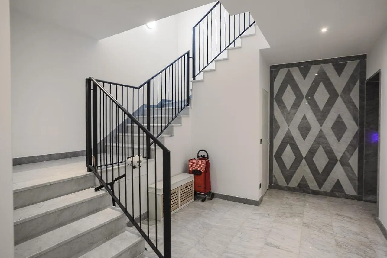 Апартаменты Washington Homes Милан